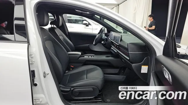Hyundai Ioniq 6 — Фото автомобиля 17