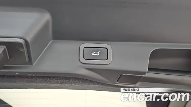 Land Rover Range Rover Sport — Фото автомобиля 19