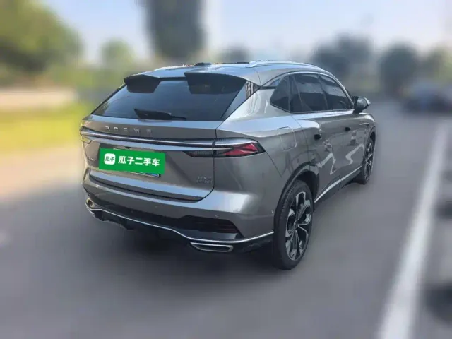 Roewe RX5 — Фото автомобиля 4