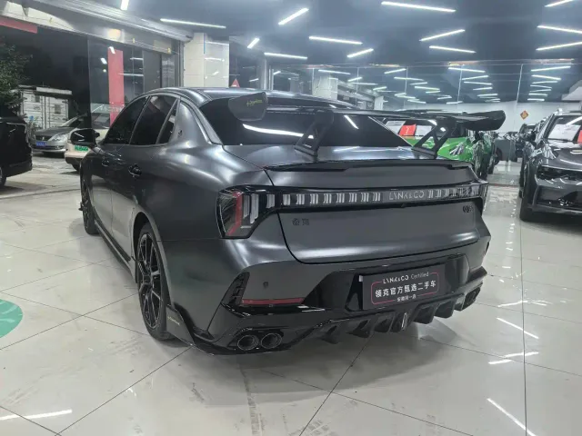 Lynk & Co 03 — Фото автомобиля 16