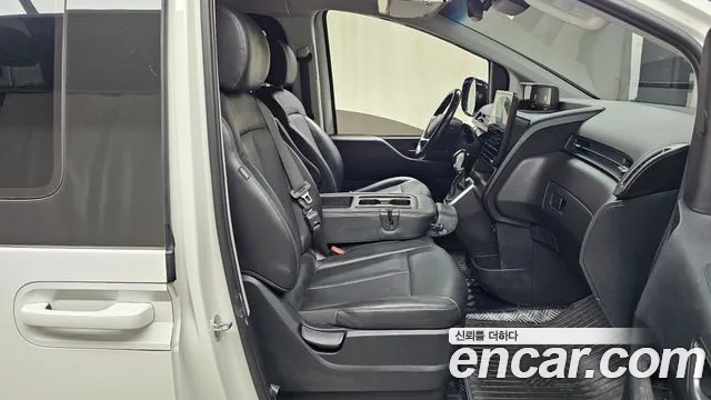Hyundai Staria — Фото автомобиля 15