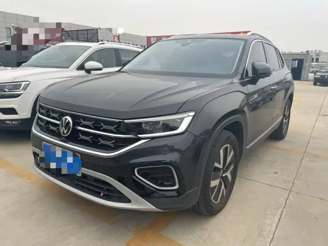Фотография автомобиля — Volkswagen Tayron