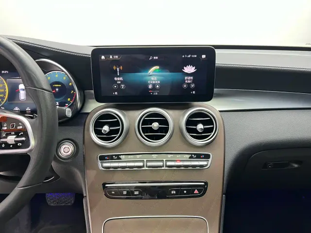 Mercedes-Benz GLC-Class — Фото автомобиля 14