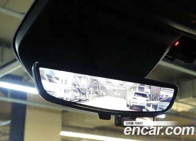 Cadillac Escalade Generation 5 — Фото автомобиля 16
