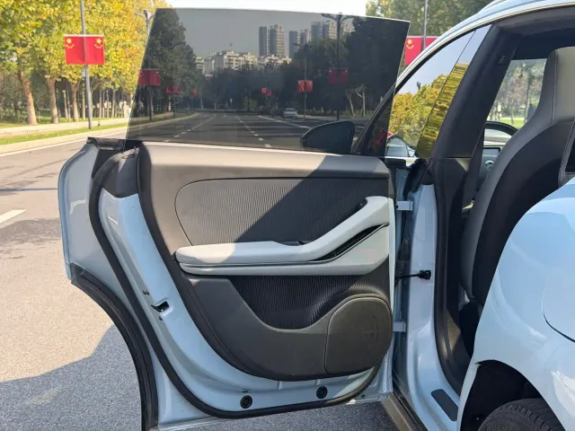 Nio ET5 Touring — Фото автомобиля 14