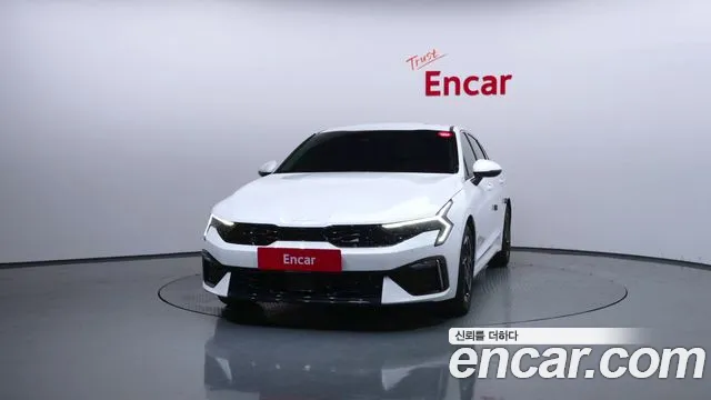 Kia K5 Новый K5 3 поколение 2.0 LPi(Для проката) — Фото автомобиля 3