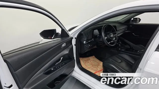 Hyundai Avante — Фото автомобиля 15