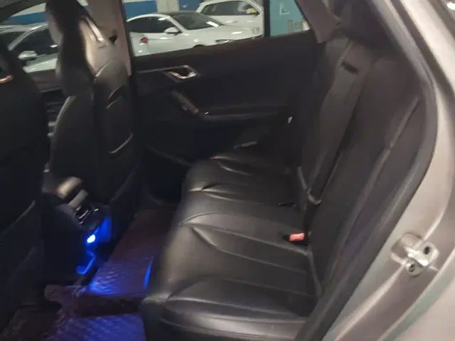 Roewe RX5 — Фото автомобиля 13