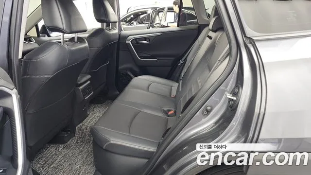 Toyota RAV4 5th Gen — Фото автомобиля 16