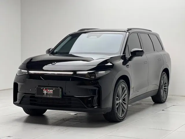 Фотография автомобиля — Leapmotor C16