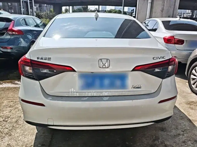 Honda Civic — Фото автомобиля 5