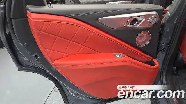 BMW XM G09 — Фото автомобиля 25