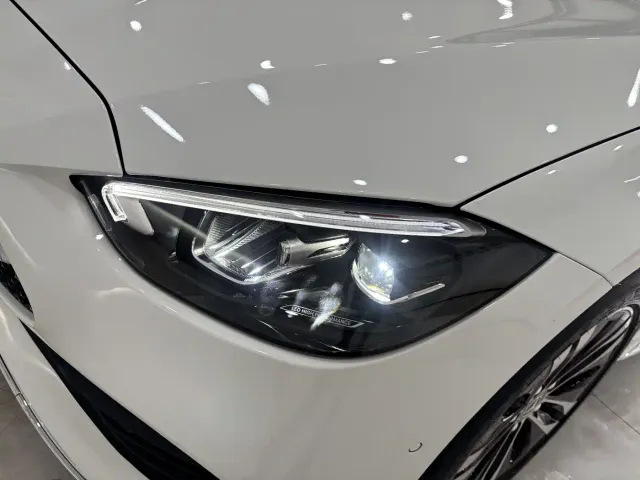 Mercedes-Benz C-Class — Фото автомобиля 8