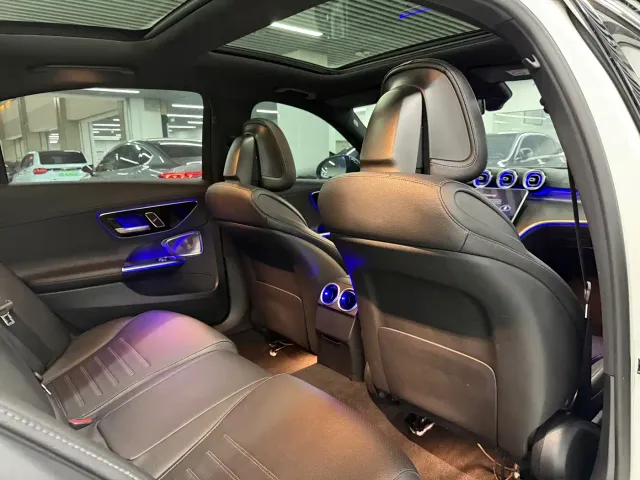 Mercedes-Benz C-Class — Фото автомобиля 22