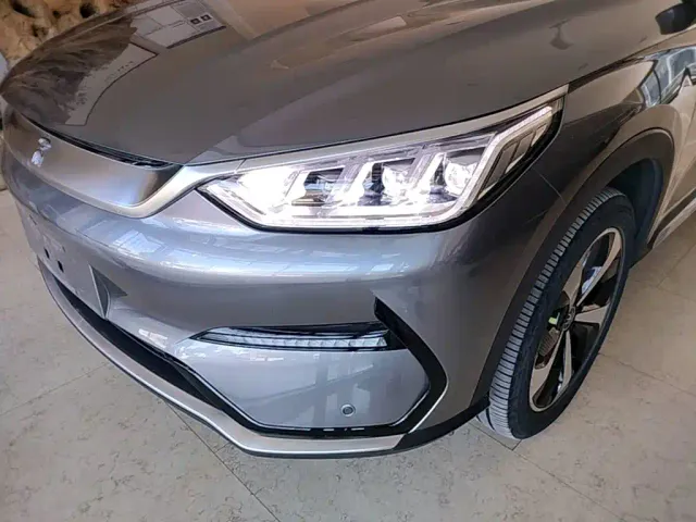 BYD Song PLUS — Фото автомобиля 23