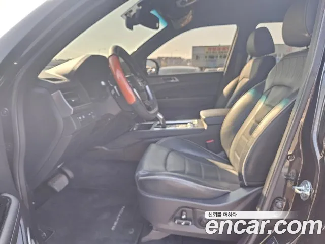 KG_Mobility_Ssangyong Rexton Rexton Arena Дизель 2.2 4WD — Фото автомобиля 10