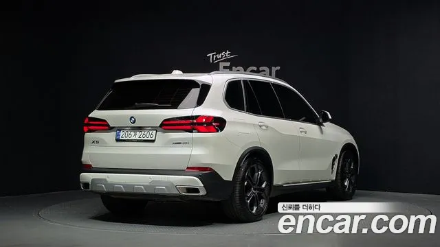 BMW X5 — Фото автомобиля 2