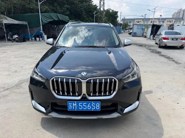 BMW X1 — Фото автомобиля 2
