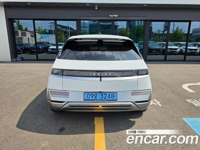 Фотография автомобиля — Hyundai Ioniq5