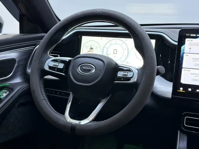 GAC Trumpchi GS8 — Фото автомобиля 17