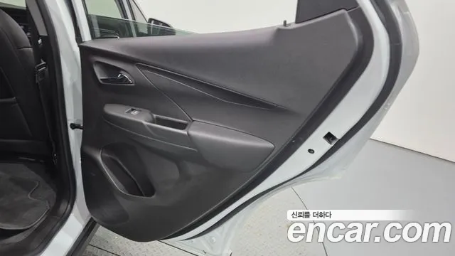 Chevrolet Bolt EV New — Фото автомобиля 14