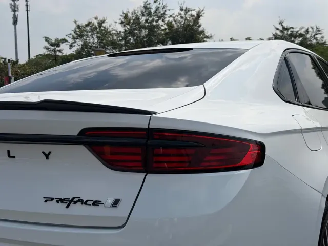Geely Xingrui — Фото автомобиля 8