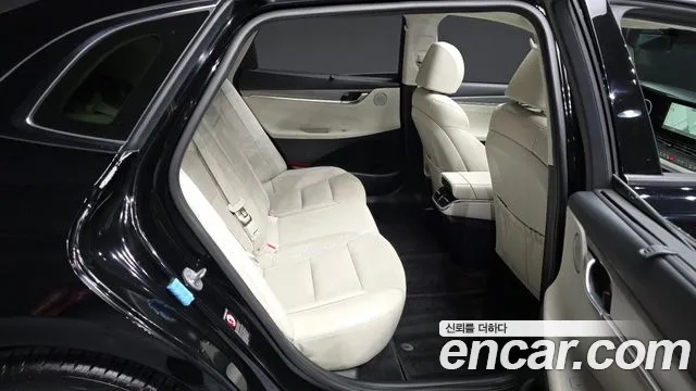 Hyundai Grandeur Новый Grandeur IG — Фото автомобиля 12