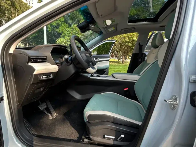 Geely Emgrand L — Фото автомобиля 7
