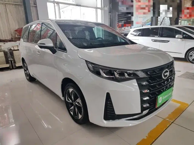 GAC Trumpchi M6 — Фото автомобиля 3