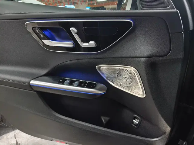 Mercedes-Benz C-Class — Фото автомобиля 16