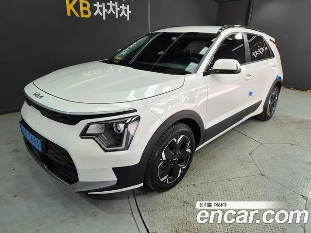 Kia Niro — Фото автомобиля 5
