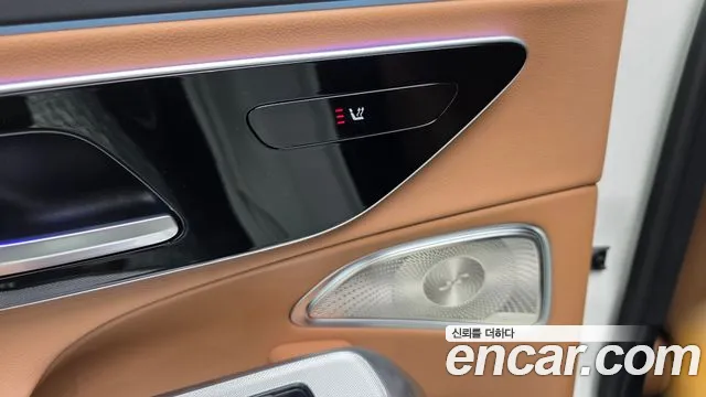 Mercedes-Benz E-Class — Фото автомобиля 18