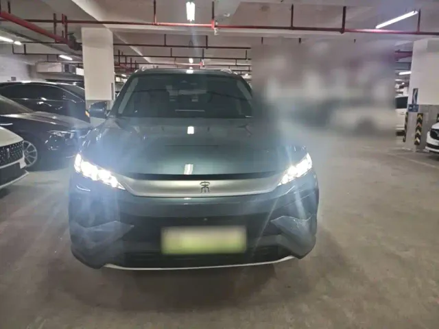 BYD Song Pro — Фото автомобиля 2