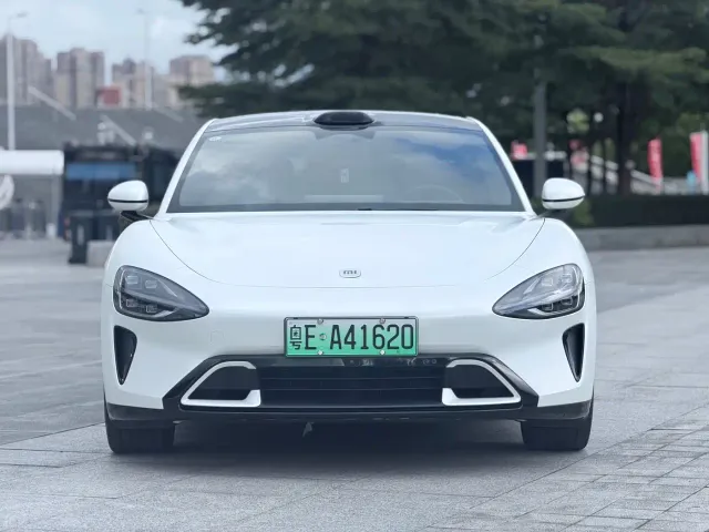 Xiaomi SU7 — Фото автомобиля 2
