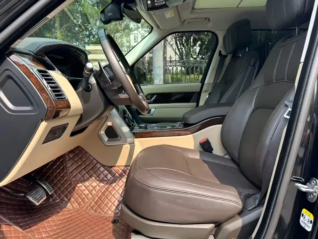 Land Rover Range Rover — Фото автомобиля 13