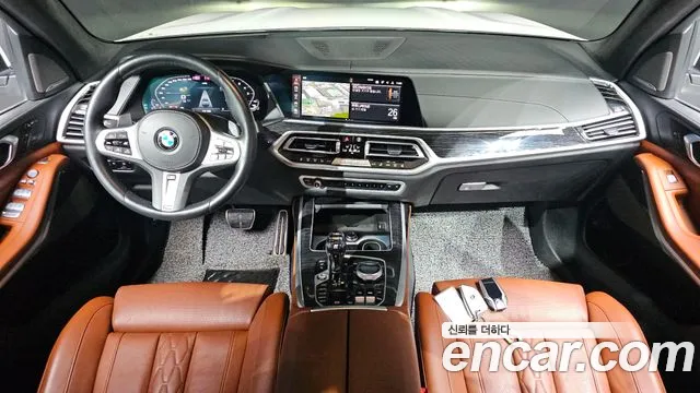 BMW X7 — Фото автомобиля 7