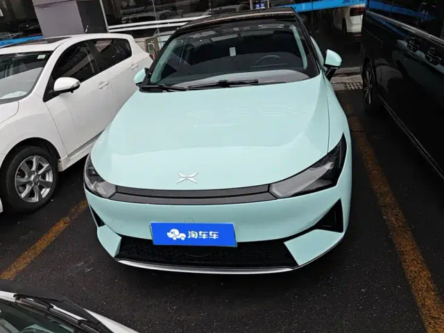 Xpeng P5 — Фото автомобиля 2