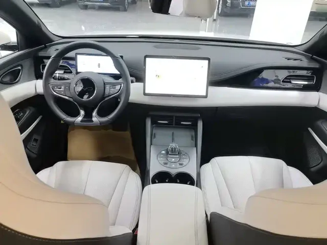BYD Seal 06 — Фото автомобиля 9