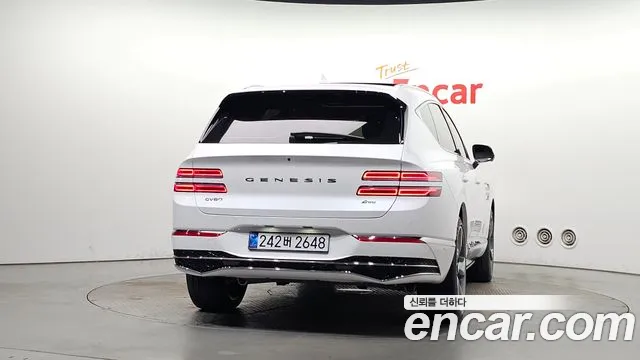 Genesis GV80 — Фото автомобиля 4