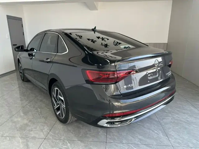 Volkswagen Sagitar — Фото автомобиля 6