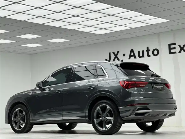 Audi Q3 — Фото автомобиля 9
