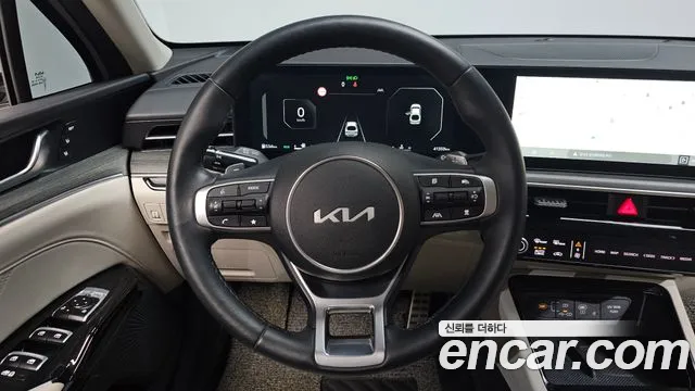 Kia K5 Generation 3 — Фото автомобиля 13
