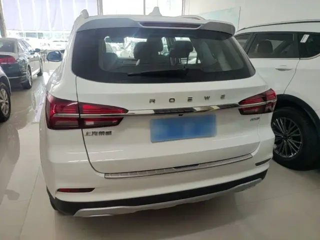 Roewe RX5 — Фото автомобиля 5