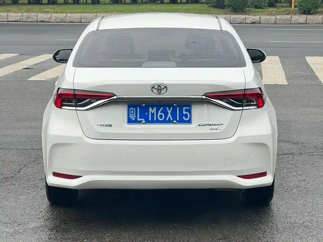 Toyota Corolla — Фото автомобиля 11