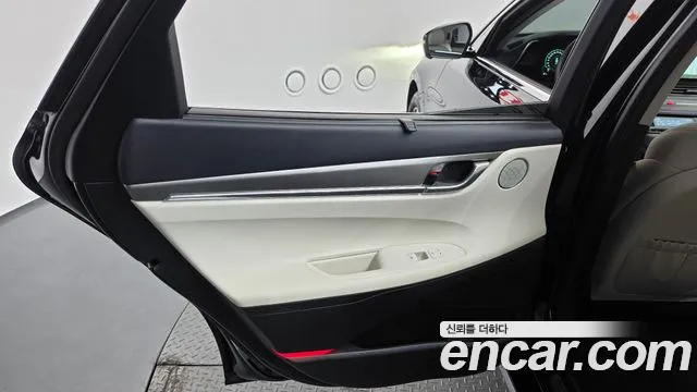 Hyundai Grandeur — Фото автомобиля 4