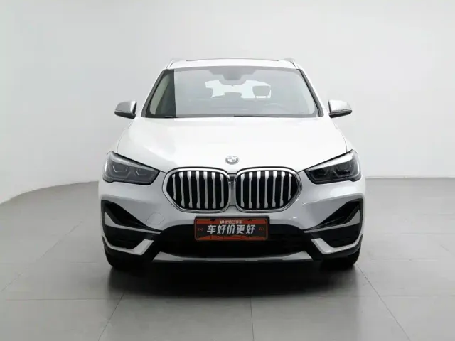 BMW X1 — Фото автомобиля 3