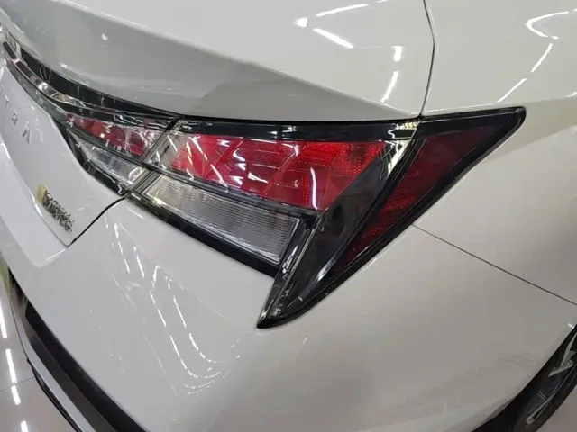 Hyundai Elantra — Фото автомобиля 7
