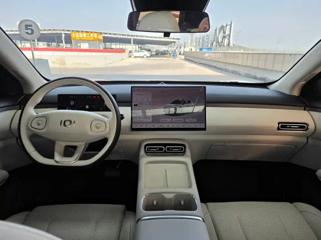 Changan Qiyuan Q05 — Фото автомобиля 16