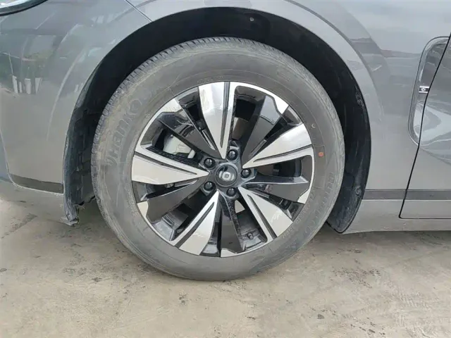 Changan Qiyuan A07 — Фото автомобиля 22