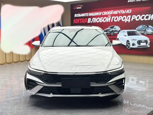 Hyundai Elantra — Фото автомобиля 2